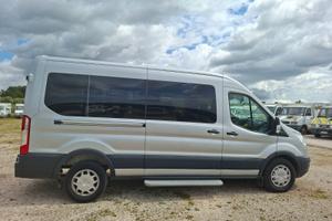 Ford Transit Bus 9 posti