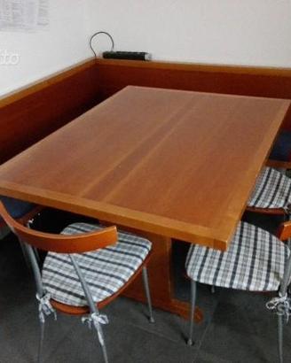 Giropanca legno con sedie