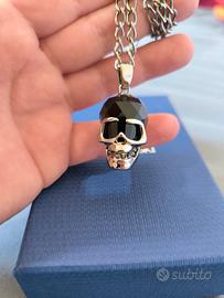 collana con teschio
