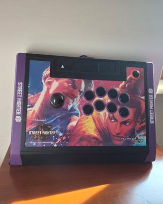 Hori Fighting Stick PS5 e PS4 