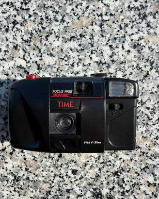 Fotocamera analogica vintage TIME Focus Free 35mm