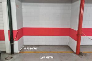 Posto MOTO singolo - Porta Venezia