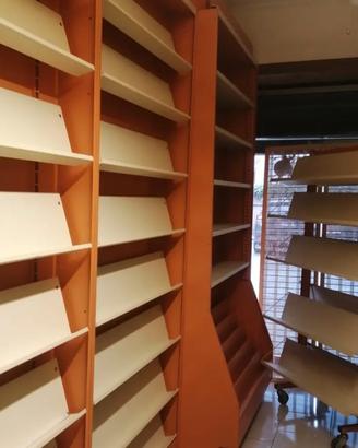 ARREDAMENTO LIBRERIA