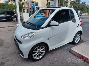 Smart ForTwo 1000 62 kW cabrio pulse