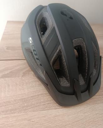 2 caschi per bici