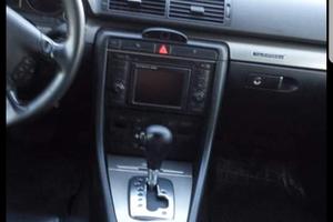 AUDI A4 2ª serie - 2003