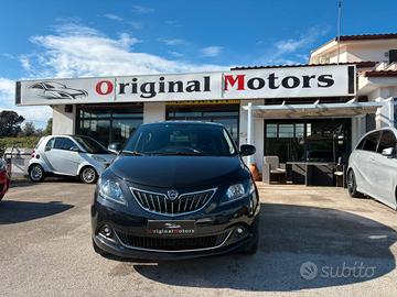 Lancia Ypsilon 1.0 FireFly 5 porte S&S Hybrid Gold