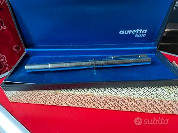 Penna stilografica aurora