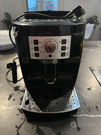 De longhi magnifica S