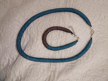Collana e bracciale fatti a mano. 
