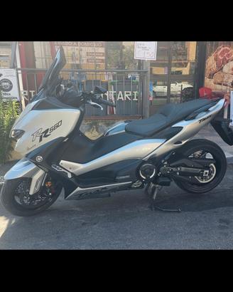 tmax 560 2020