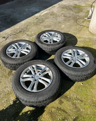 4 gomme invernali Bridgestone 215/65/R16 + cerchi