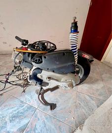 Motore piaggio 50cc 4T