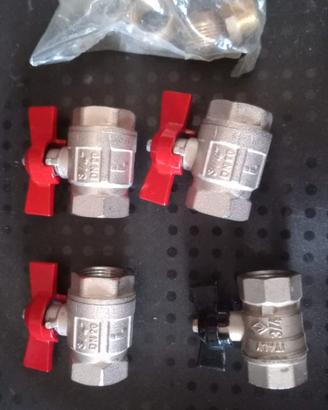 Valvole a sfera a farfalla per acqua Nuove