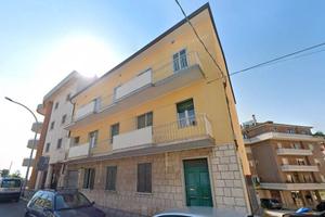 Appartamento 176 mq - Zona semicentrale
