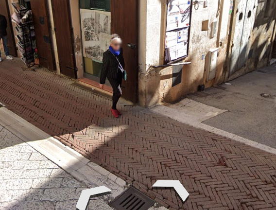 2 locali commerciali