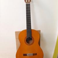 Chitarra classica studio Yamaha C40 con custodia 