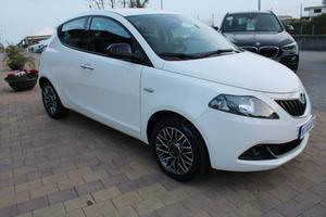 Lancia Ypsilon 1.0 FireFly 5 porte S&S Hybrid Gold