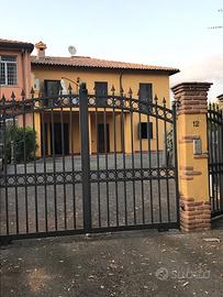 Villino d'epoca - intero stabile