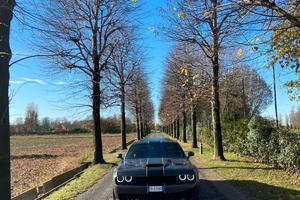 DODGE CHALLENGER 1320 6.4 DRAG RACE