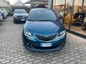 Lancia Ypsilon 1.0 FireFly 5 porte S&S Hybrid Albe