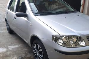 FIAT PUNTO A GAS