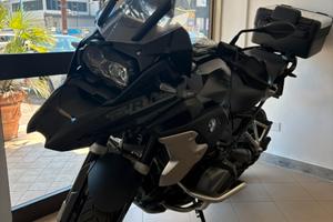 BMW R 1250 GS Triple Black