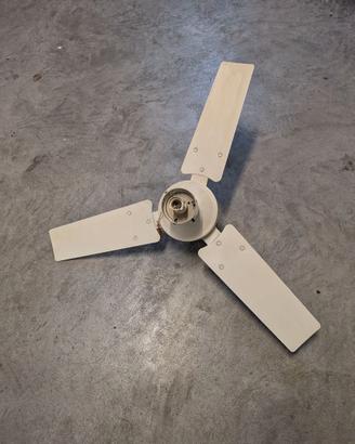 Ventilatore da soffitto bianco 3 pale