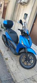 Piaggio Beverly 400 Sport