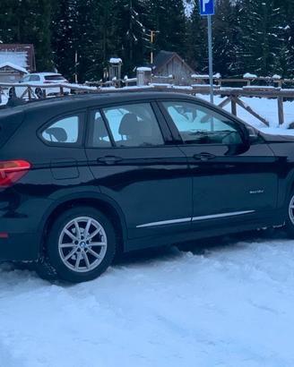 BMW X1  X Drive  ( 4x4 )  18 d  cv 150