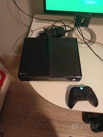 Xbox One black