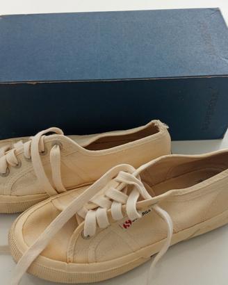 Scarpe Superga 