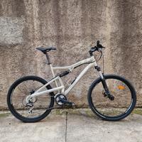 Bicicletta MTB Rockrider 6.3