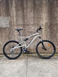 Bicicletta MTB Rockrider 6.3