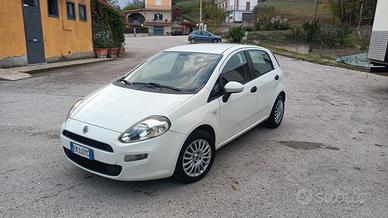Fiat Punto 1.3 diesel 75 CV. Anno 2012