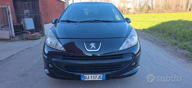 Peugeot 207 1.4 8V 75CV 3p. ONE Line neopatentati