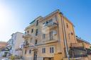 3-locali-a-roma