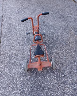 triciclo biposto vintage 