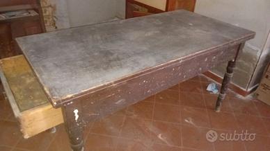 Tavolo da lavoro antico