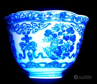 Tazza petali di loto simboli buddista mark Kangxi