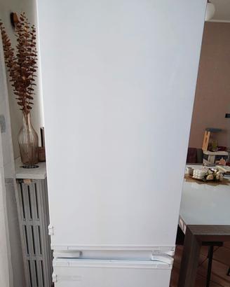 Frigo   con mobile più materasso matrimoniale