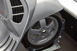 Blocca ruota per vespa o scooter 10'-13'