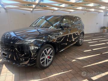 Land Rover Range Sport 3.0D l6 350 CV First Editio