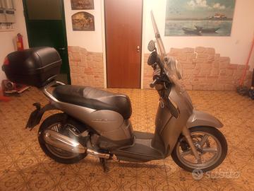 Aprilia Scarabeo 200 Light - 2008