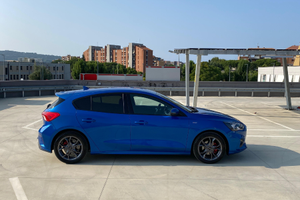 Ford focus st line