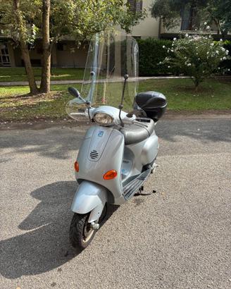 Vespa 50 ET4
