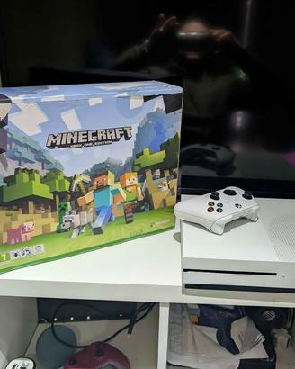 Xbox One 500GB pronta all’uso – joystick+scatola