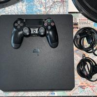 Sony Playstation 4 + 2 giochi