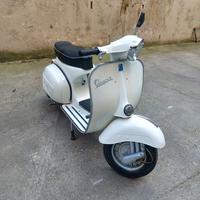 Vespa Piaggo 125.   Anno 1965 VNB