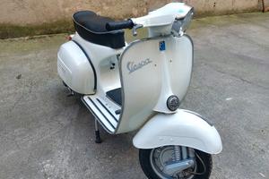 Vespa Piaggo 125.   Anno 1965 VNB